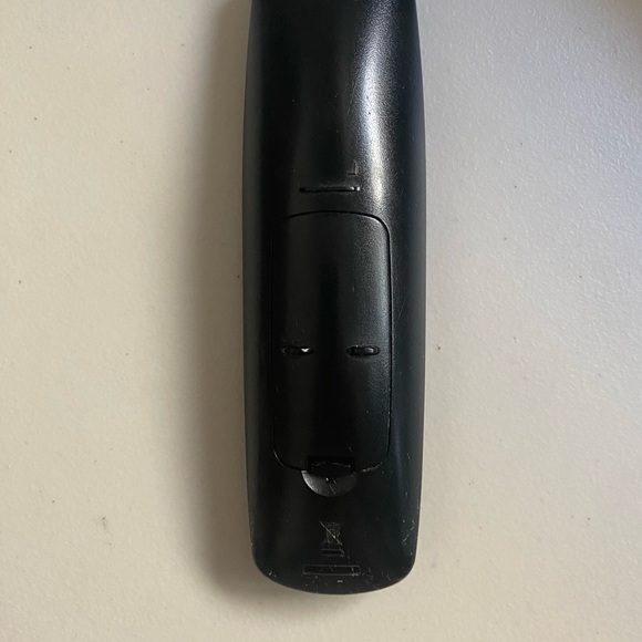 Samsung BN59-00678A Remote Control. - Picture 2 of 5